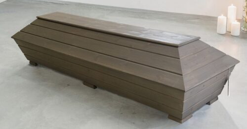 Tumma kelo arkku Oulu